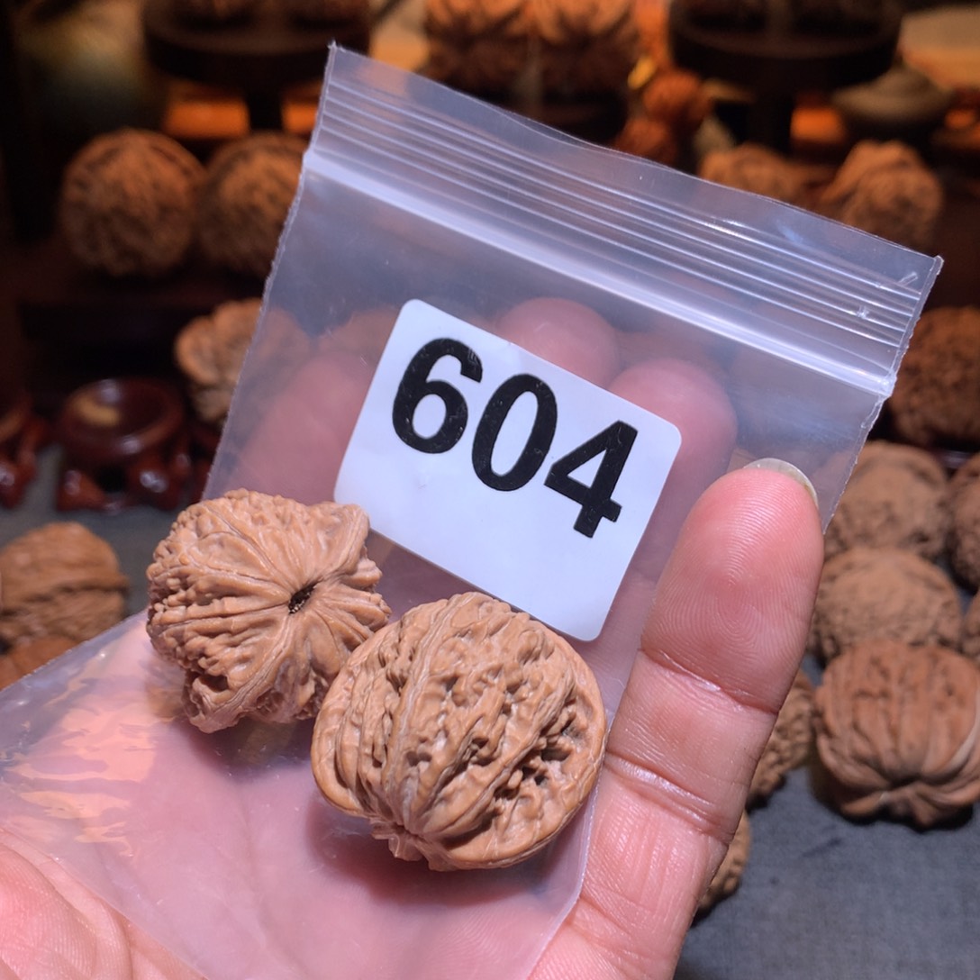 ****️桃核把件赵闷604号