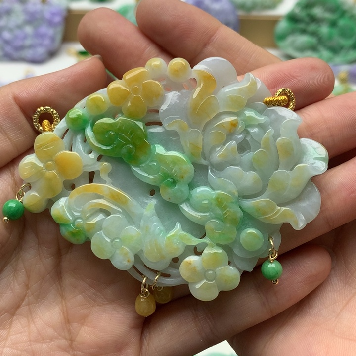 颈饰未镶嵌翡翠翡翠