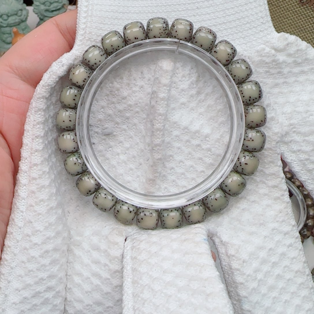 手串星月菩提大留白针尖星9*8