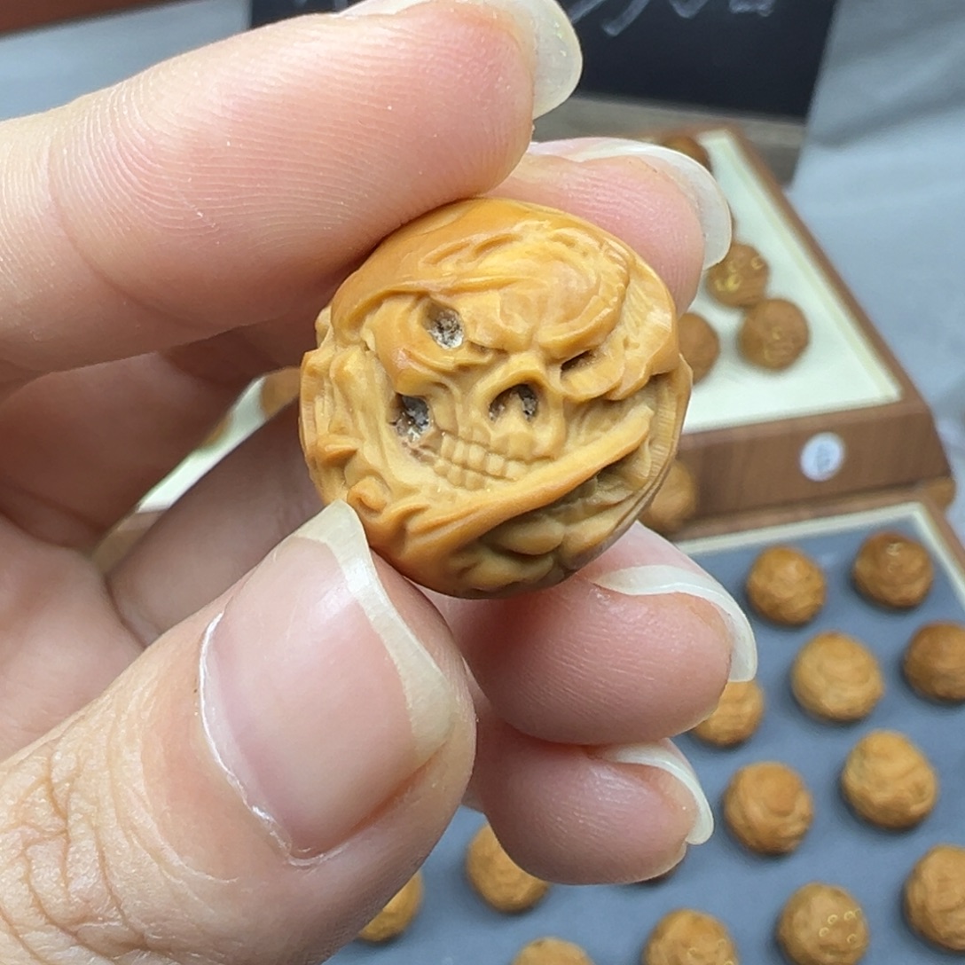 猴头核桃吊坠魂僧