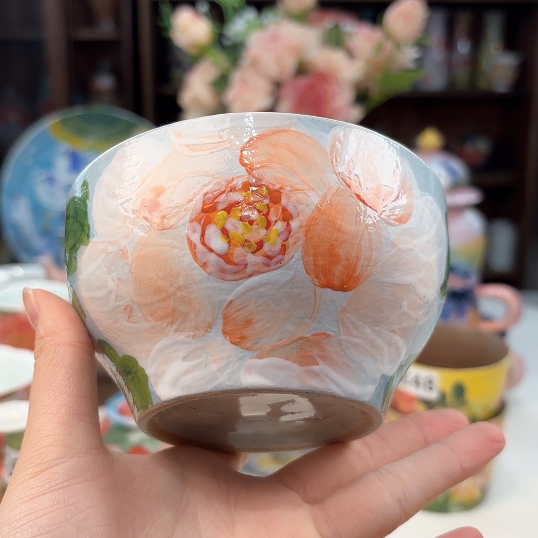 瓷片兔兔好可爱啊我