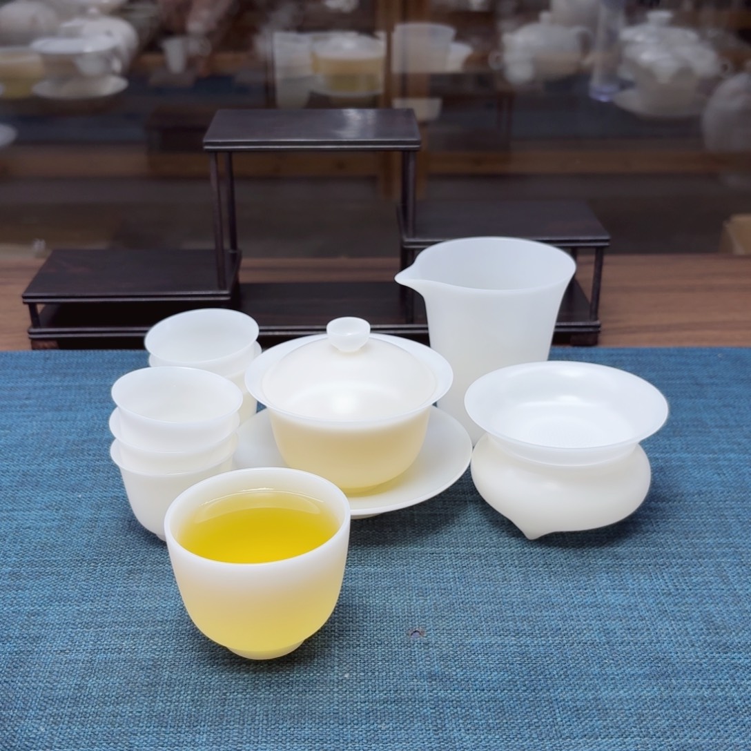 元宝素烧薄胎璞玉