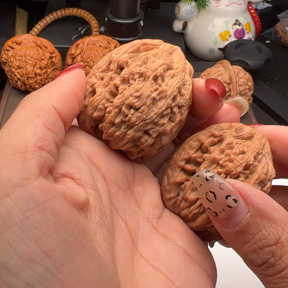 文玩核桃吊坠滢虎头王2