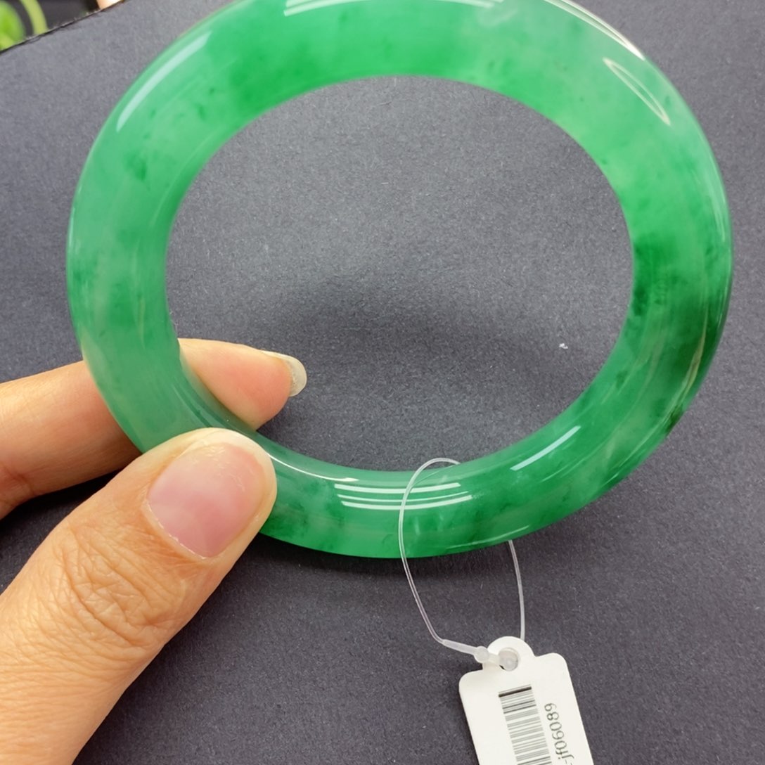 石英质玉手镯未镶嵌y**b