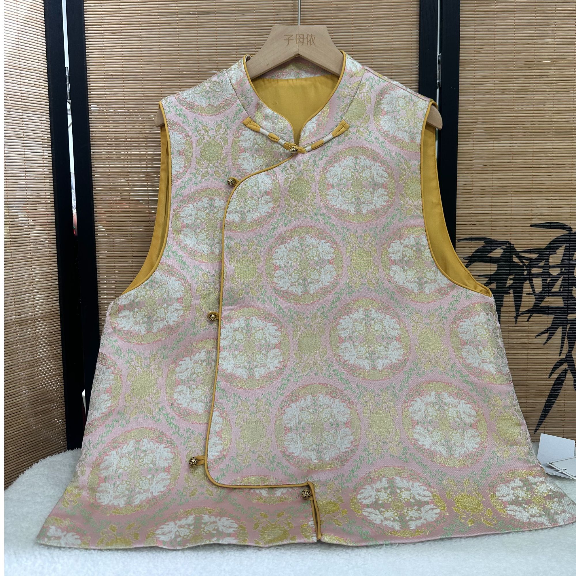 子母依新中式马甲25407IEFQY01