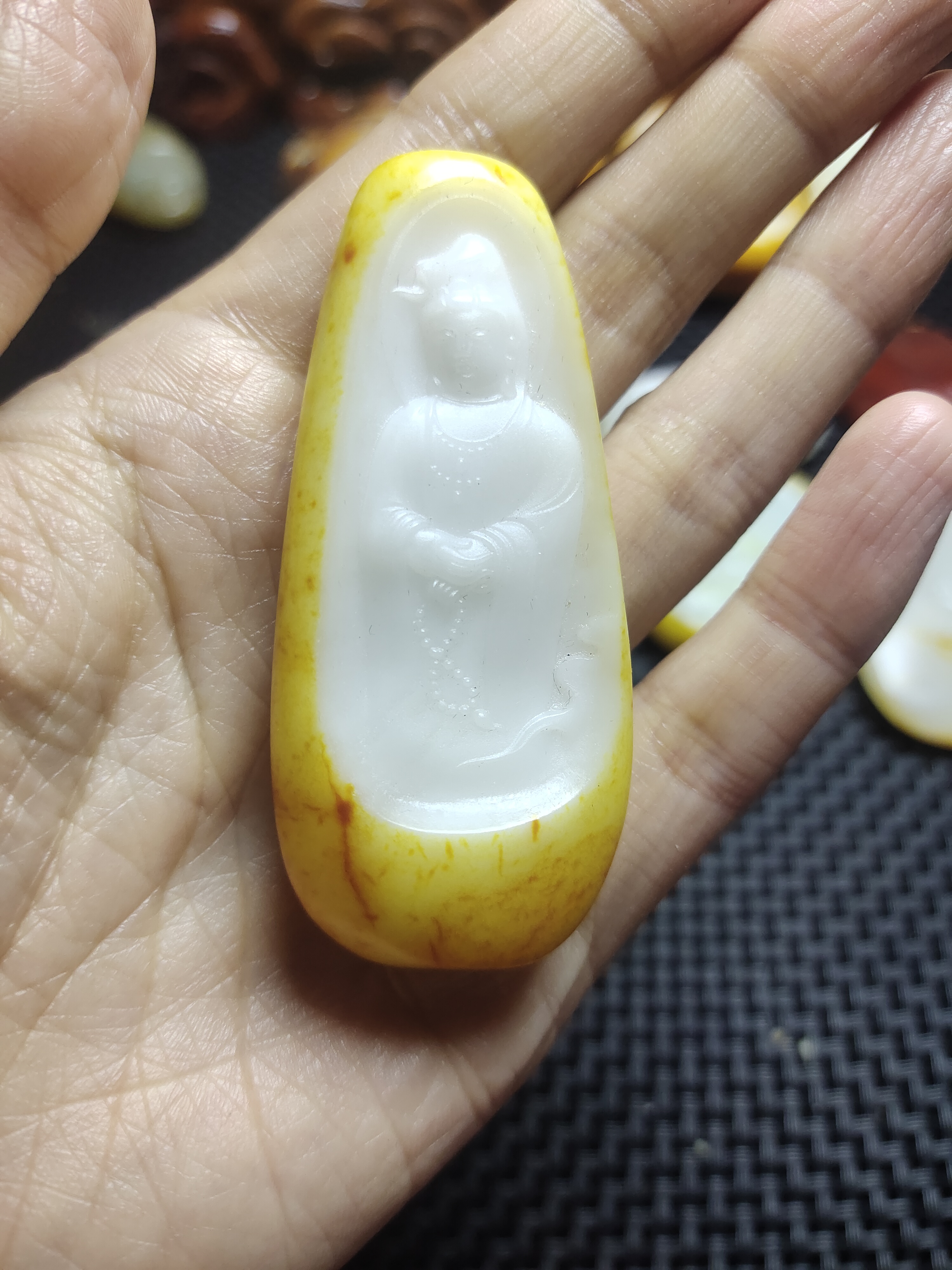 和田玉精美挂件站观音