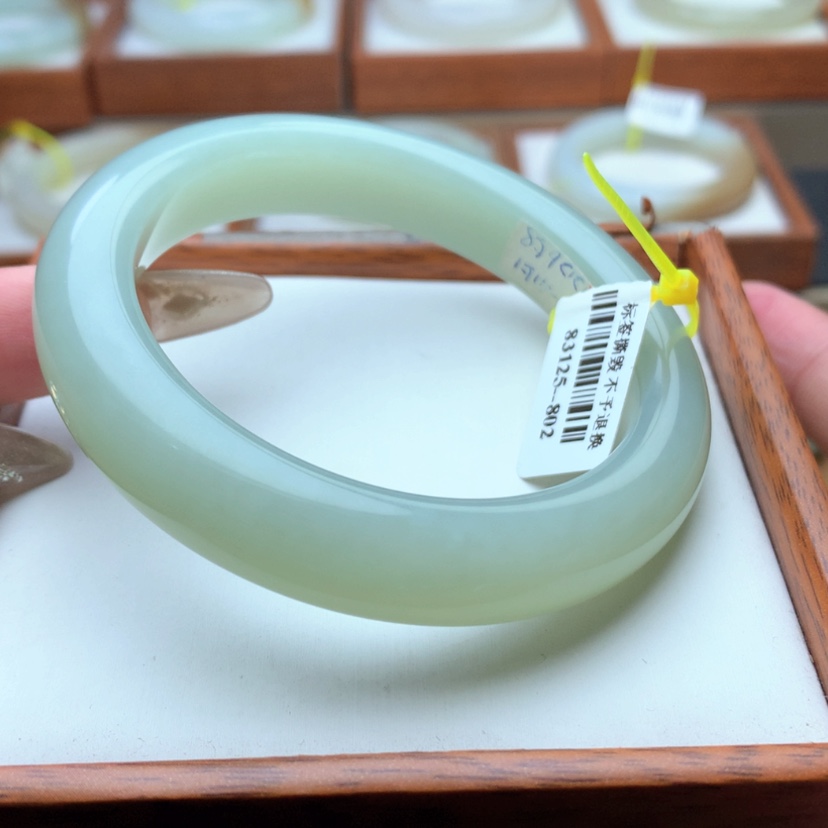 【闪购商品】和田玉手镯未镶嵌5758