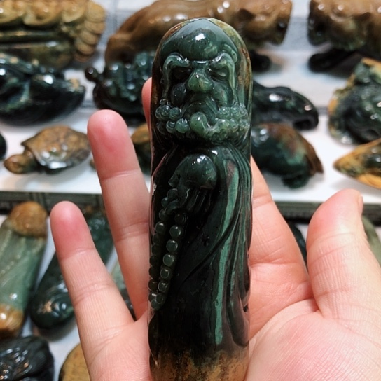 岫岩河磨玉（透闪石质玉）把件未镶嵌疆*