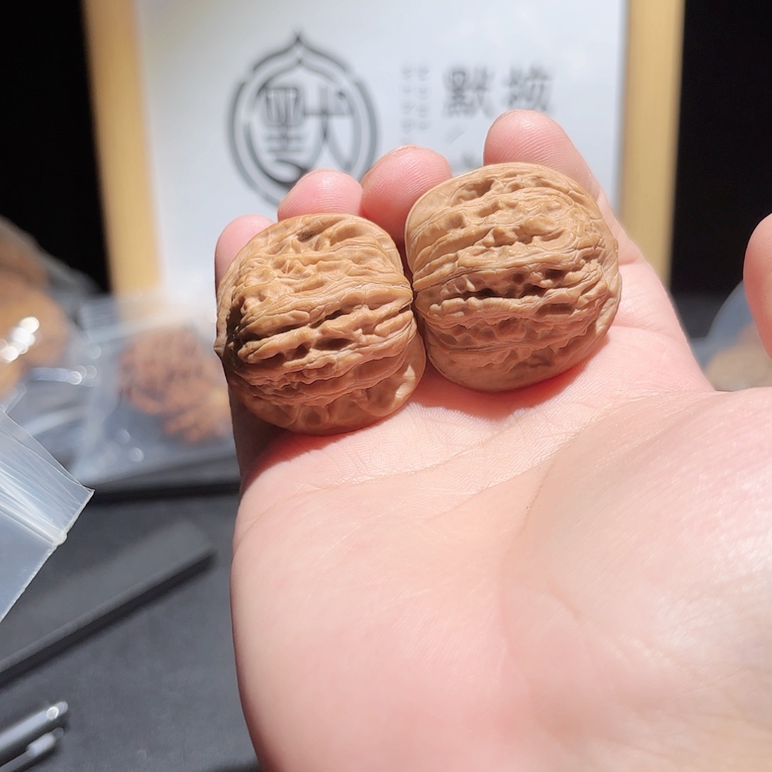 文玩核桃吊坠37全品汉高楼