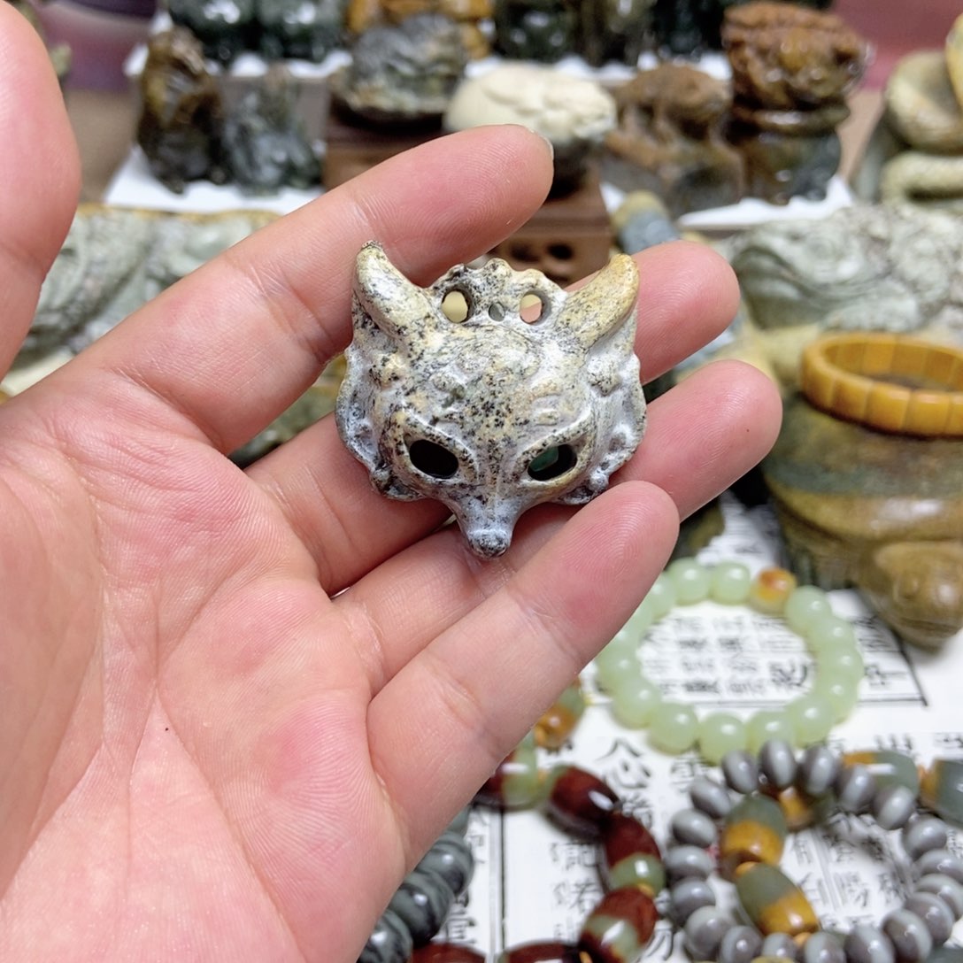 岫岩河磨玉（透闪石质玉）手把未镶嵌