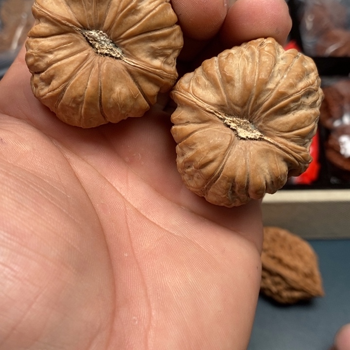 多***鱼吊坠文玩核桃南瓜墩