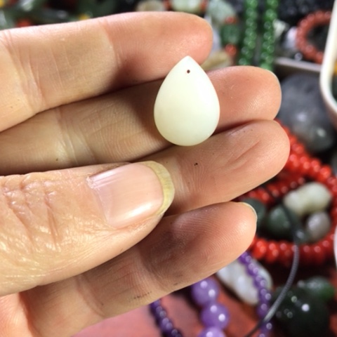 未镶嵌和田玉（糖玉）手机链