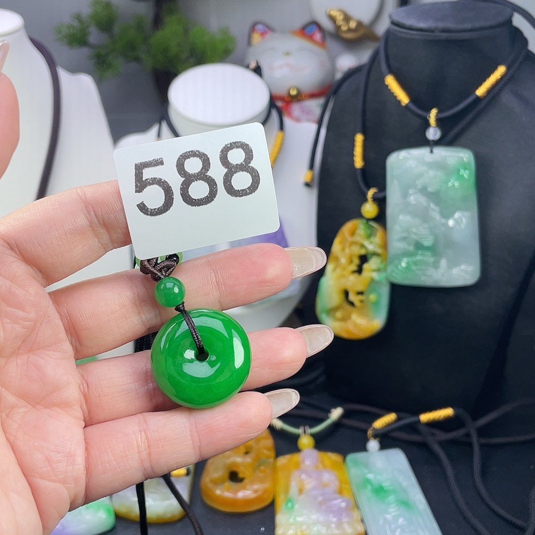 翡翠银S925镀金镶嵌吊坠(赠链)
