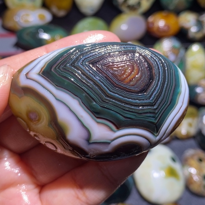 玛瑙/玉髓珠宝奇石未镶嵌