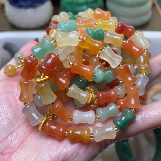 【闪购商品】未镶嵌手镯（圆镯）石英质玉