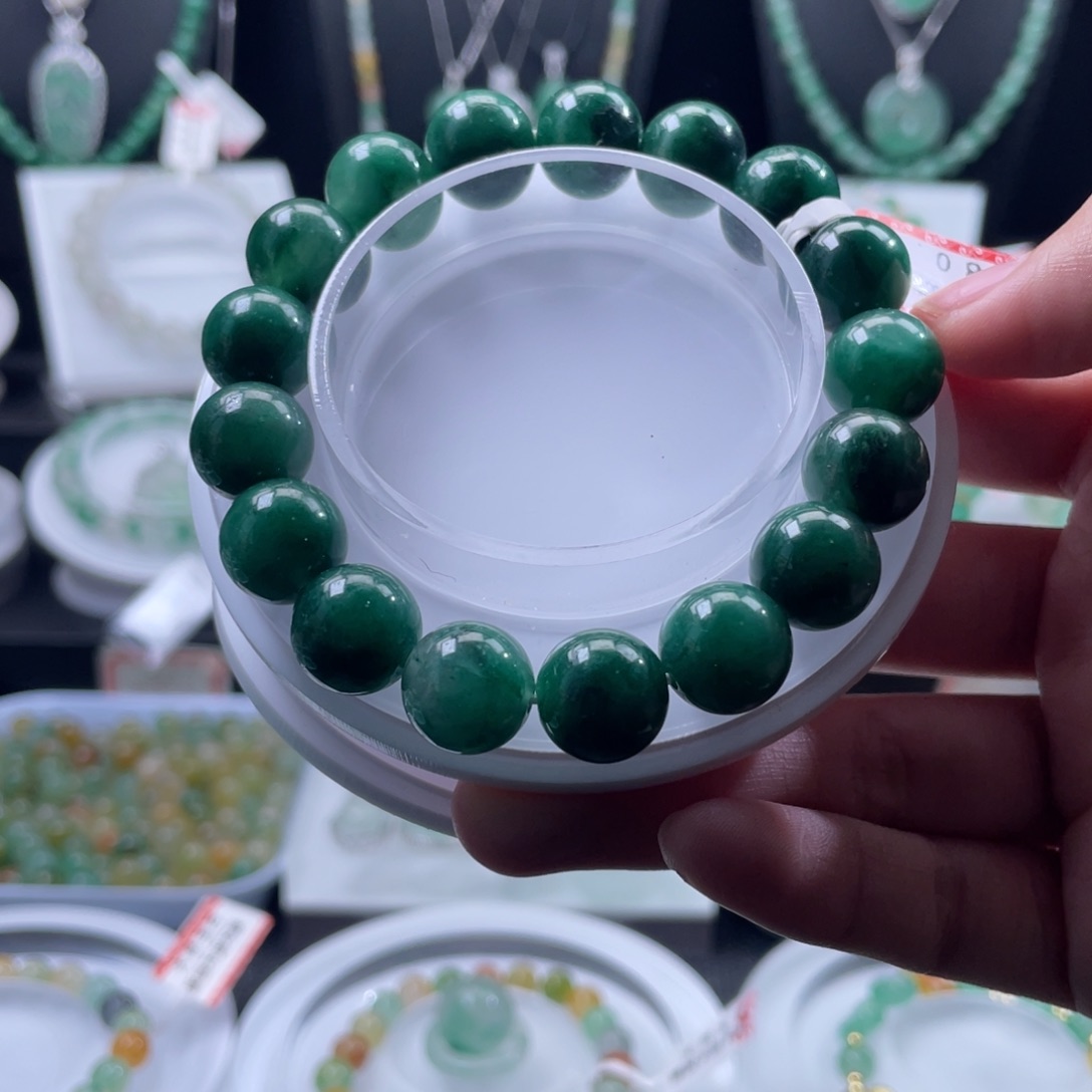 石英质玉（非洲翠）未镶嵌手串