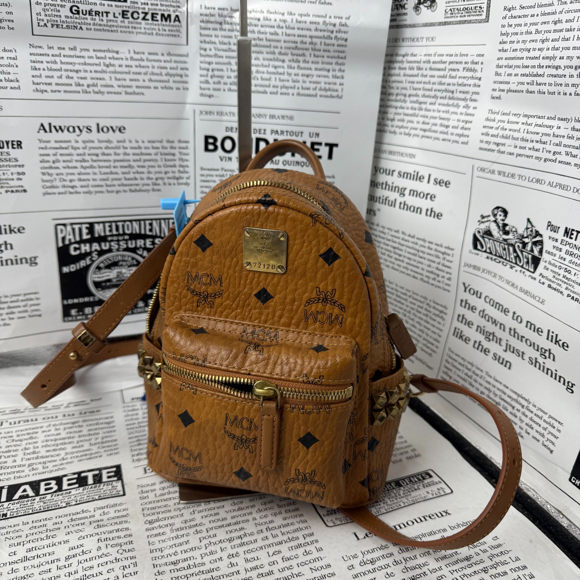 90新 MCM 干邑色双肩包/EE06728104/瑕/8104