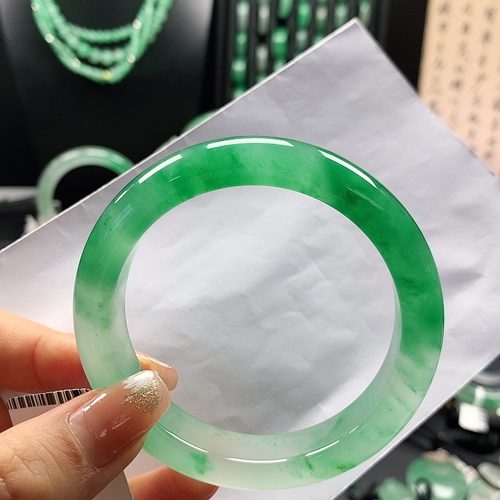 石英质玉手镯58未镶嵌