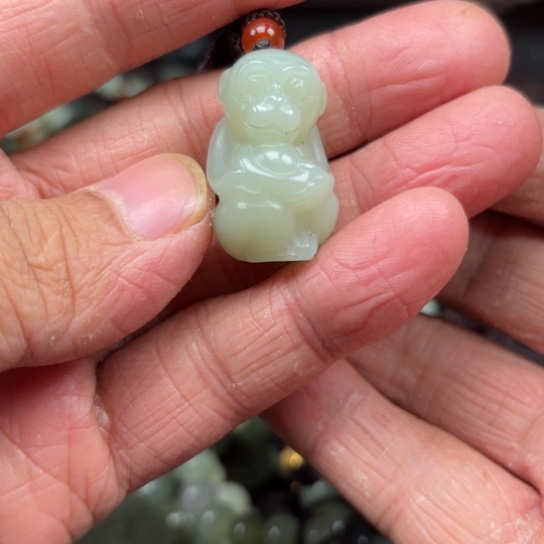 和田玉吊坠未镶嵌