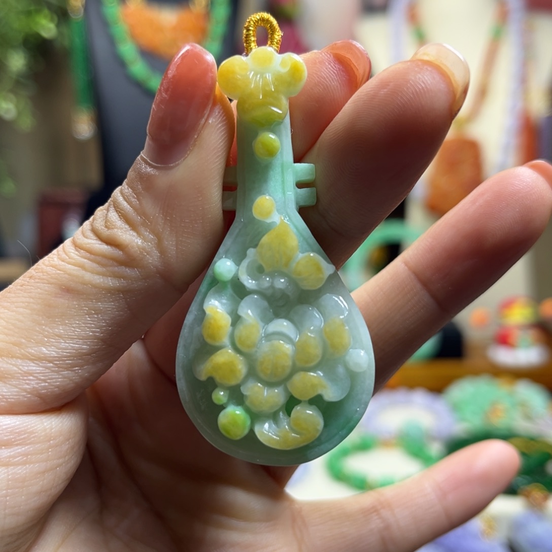 翡翠未镶嵌颈饰天然翡翠