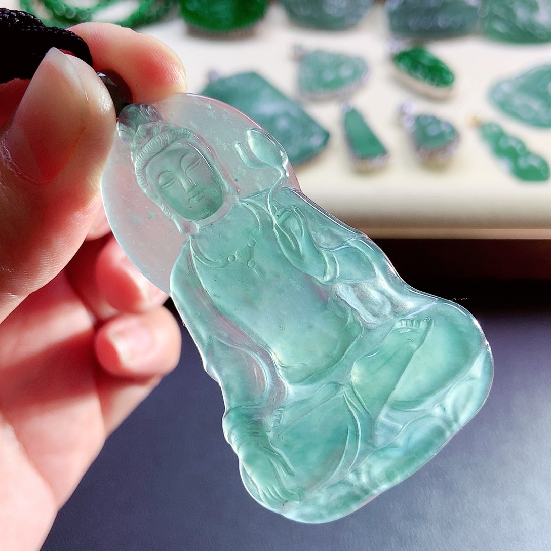 【闪购商品】翡翠未镶嵌颈饰天然