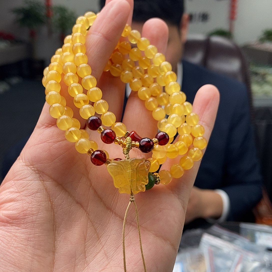 蜜蜡裸石未镶嵌颜色多样性发拍一发一