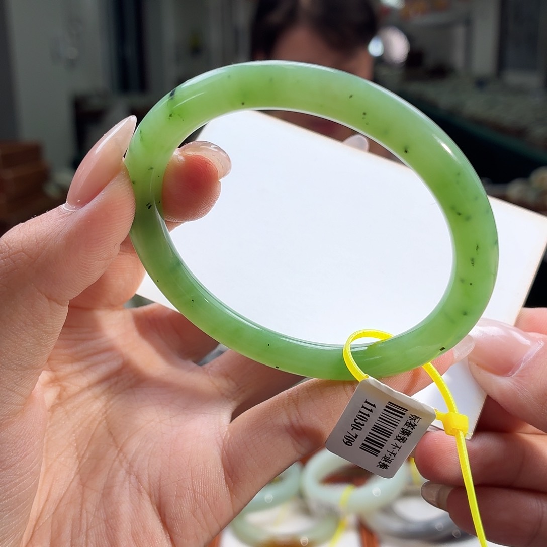 和田玉手镯未镶嵌5253