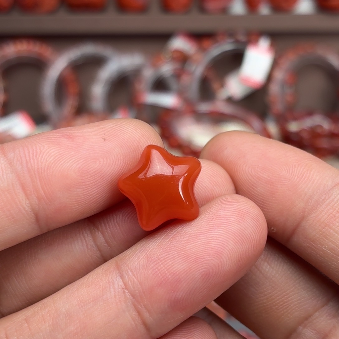 @***吴南红玛瑙未镶嵌颈饰五角星