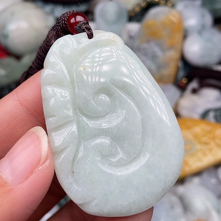 颈饰未镶嵌翡翠翡翠 