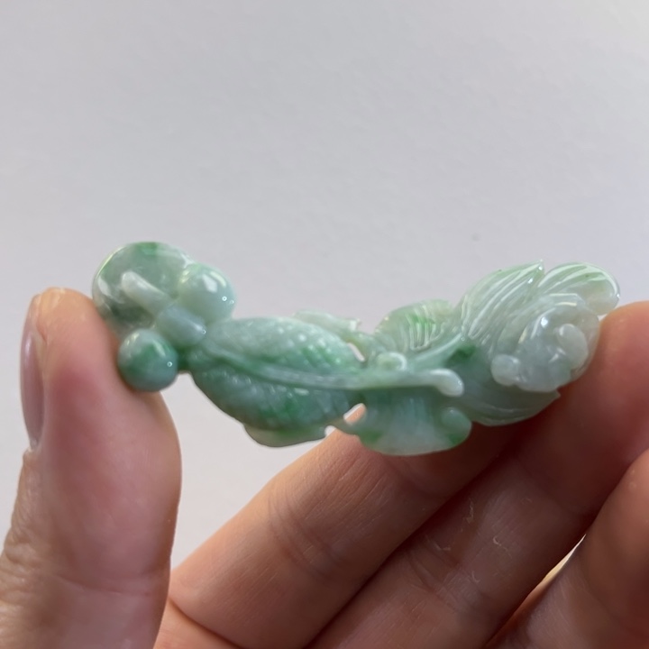 翡翠吊坠(赠链)未镶嵌代编织