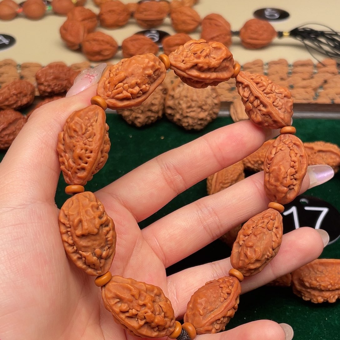 百***阁文玩核桃吊坠麒麟