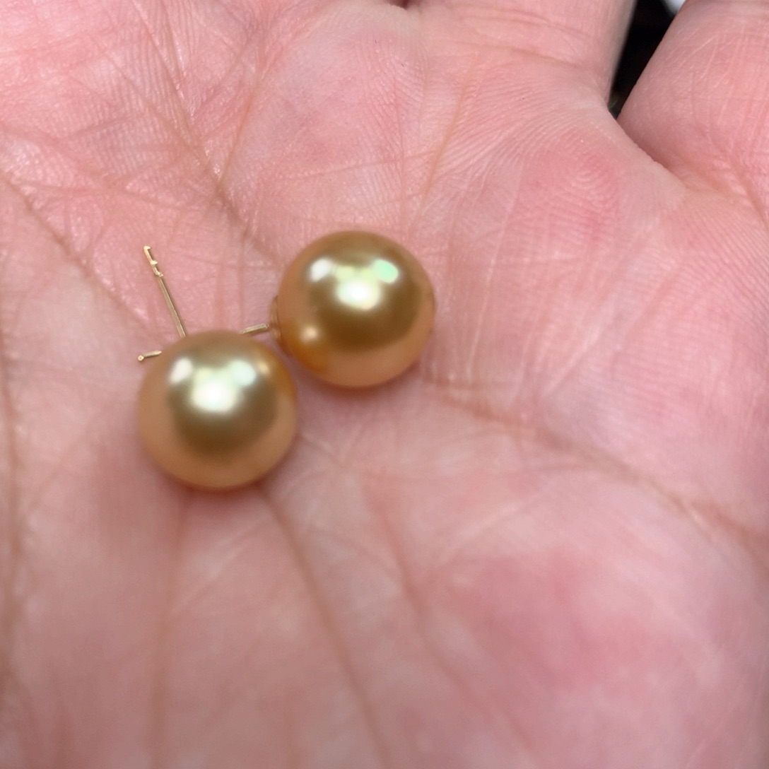 海水珍珠耳饰18K金镶嵌