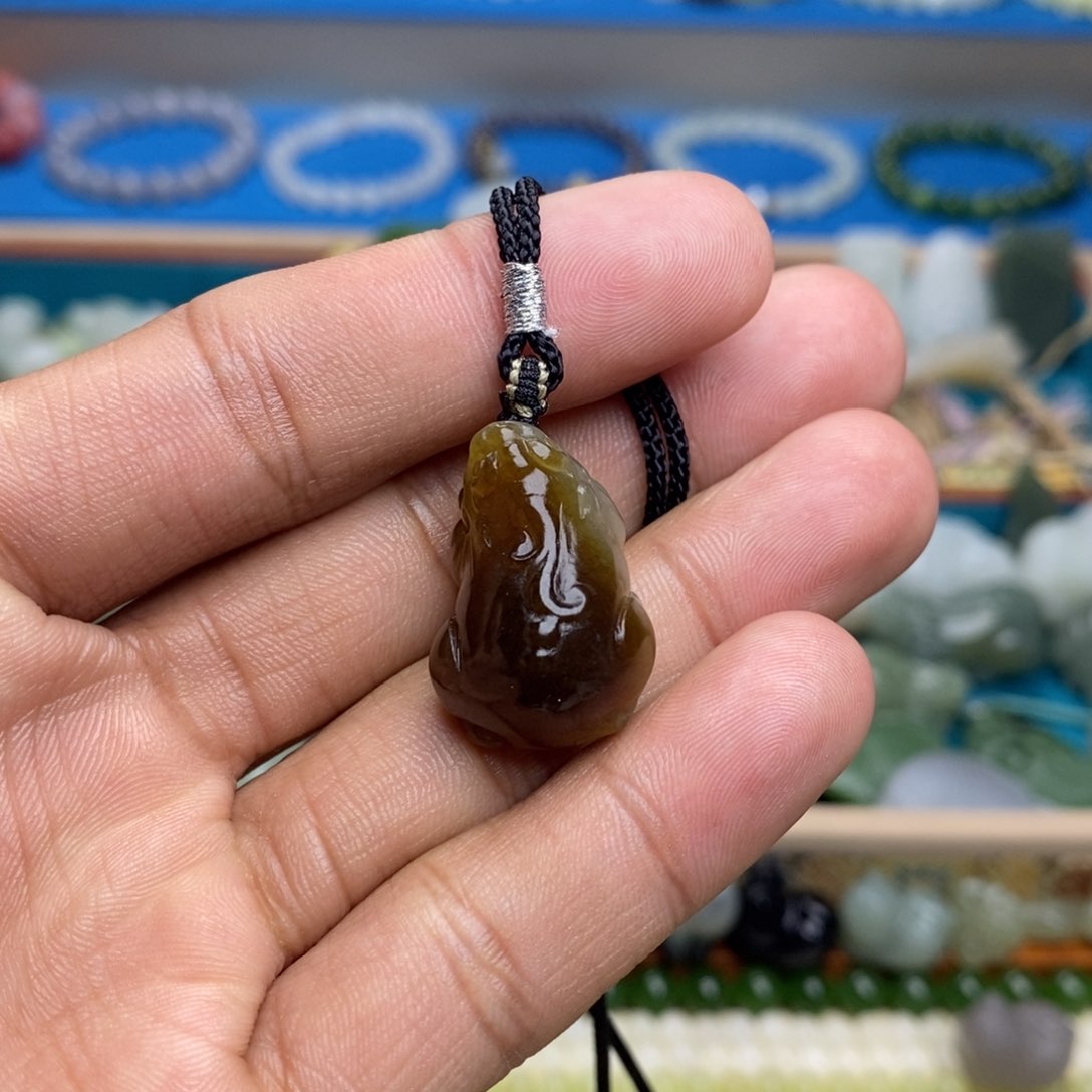 和田玉吊坠未镶嵌