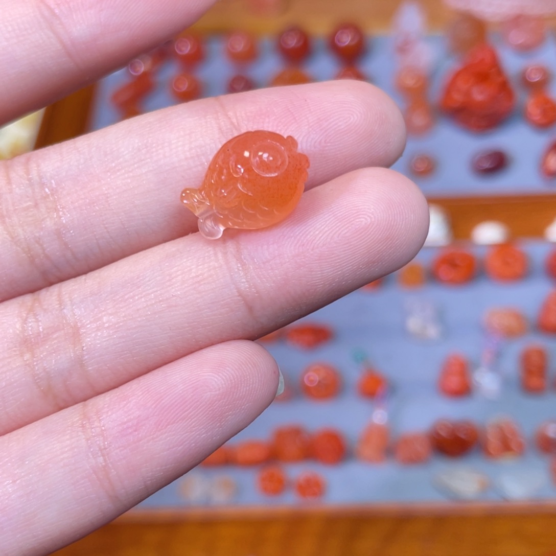 未镶嵌嘟嘟鱼南红玛瑙