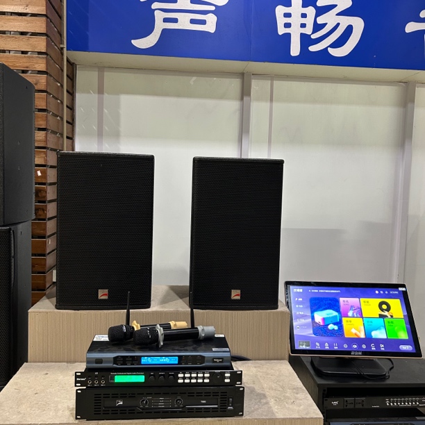 9新  （包邮）德国AZ高端系列12寸音响四件套➕欢唱客点歌机