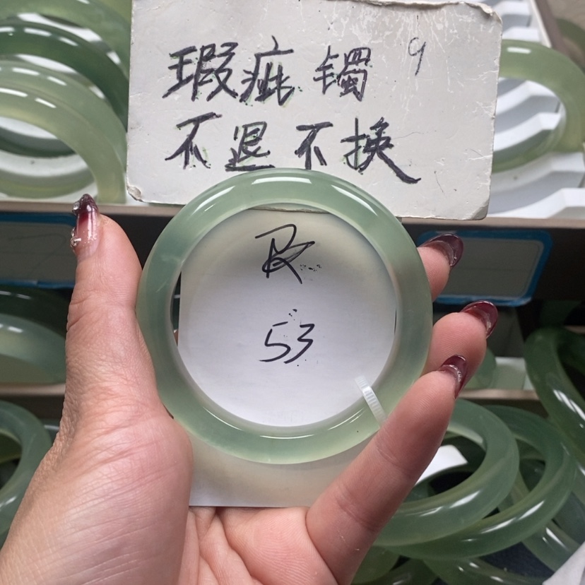 【闪购商品】蛇纹石玉手镯未镶嵌