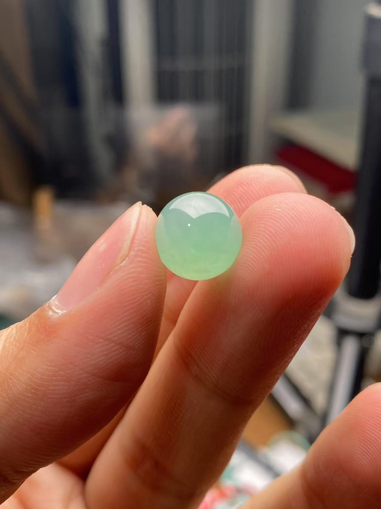 翡翠单珠子缅甸翡翠A货冰甜绿珠子