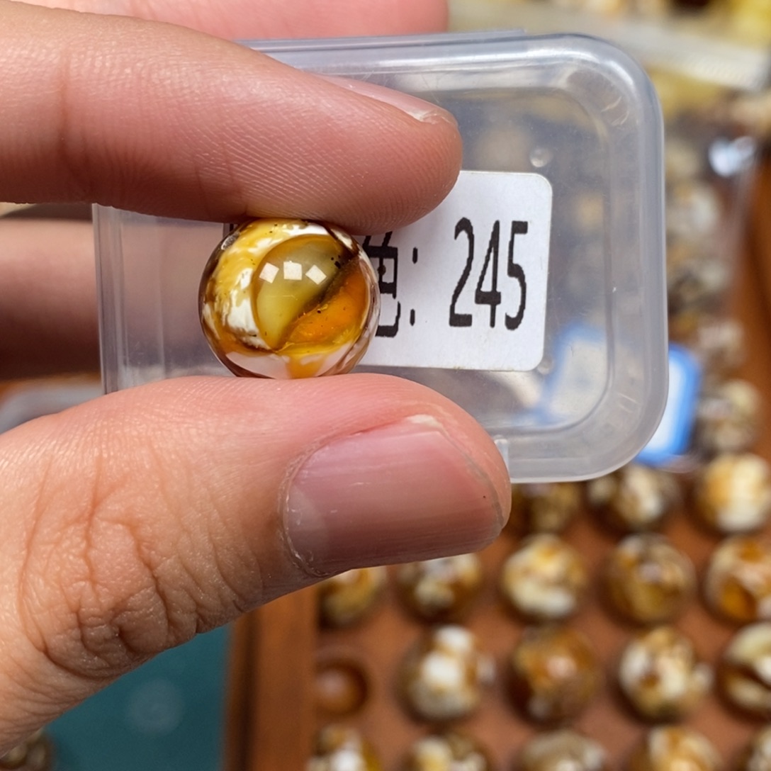 把件猴头核桃沁色圆珠老型245