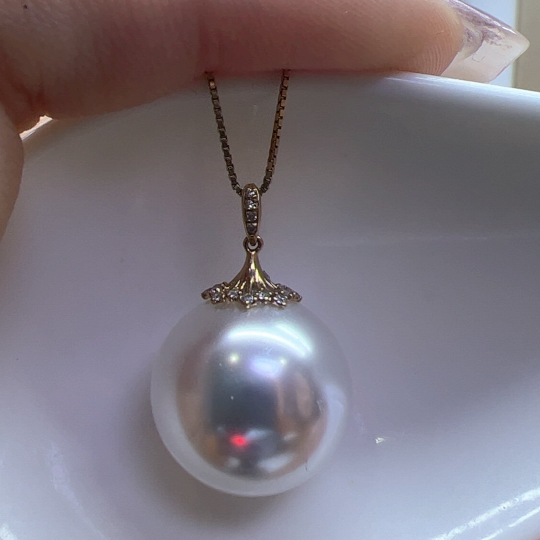 淡水珍珠吊坠(赠链)18K金镶嵌