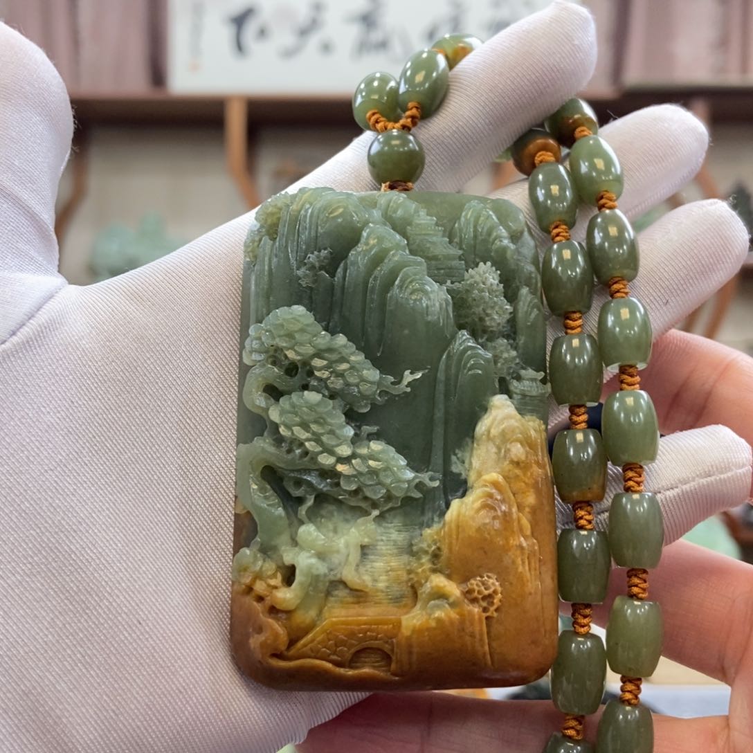 和田玉吊坠未镶嵌磴**硬