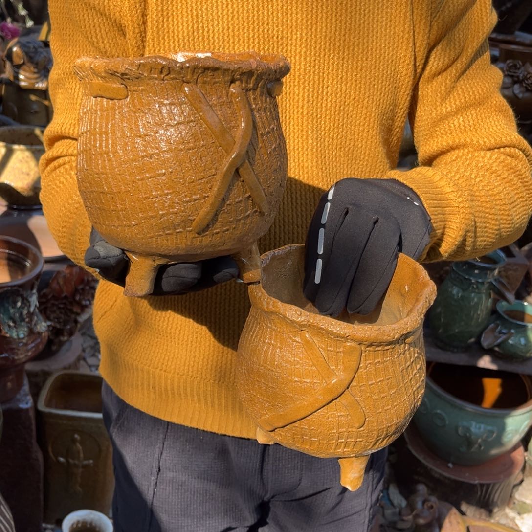 红陶高16口15有孔