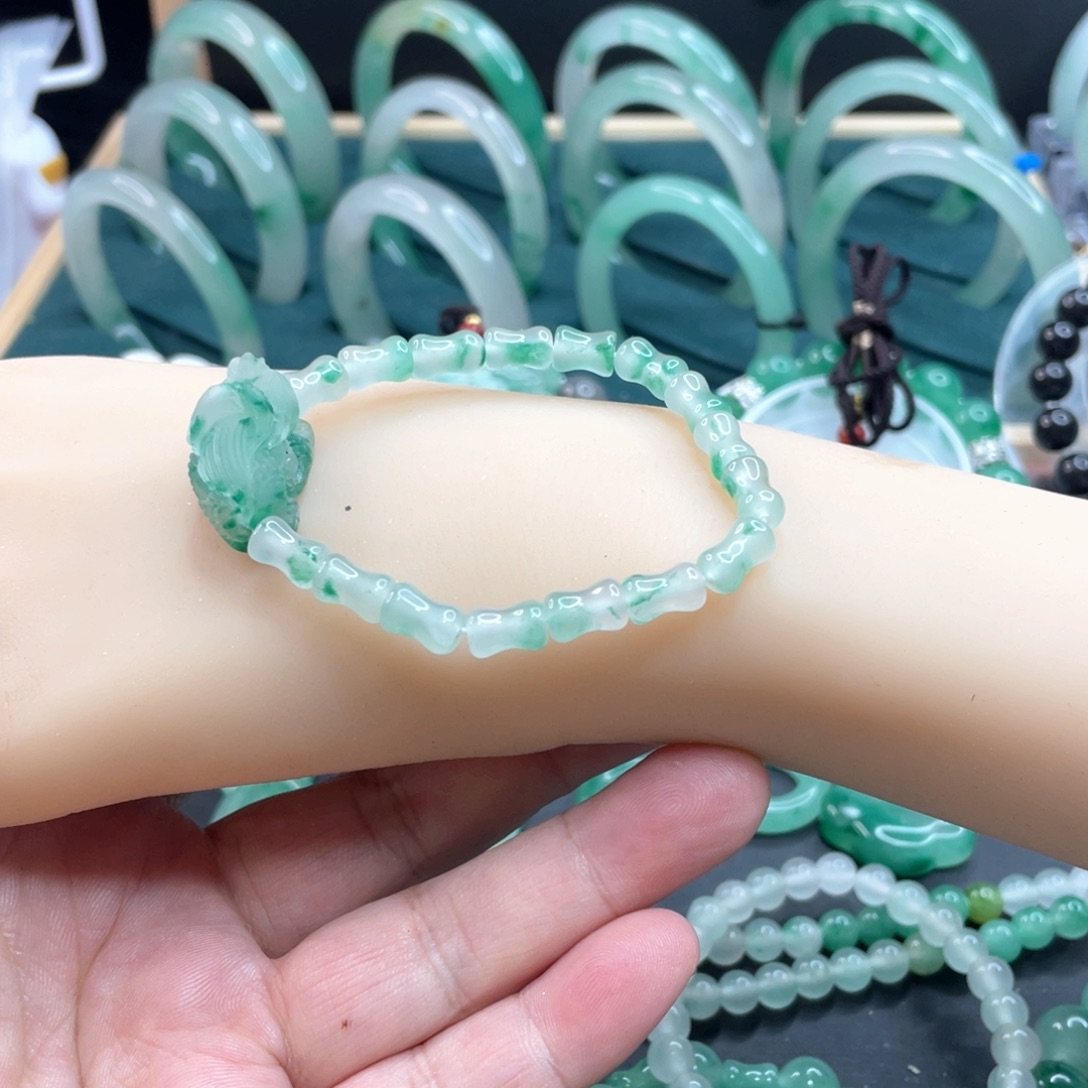 石英质玉未镶嵌手串