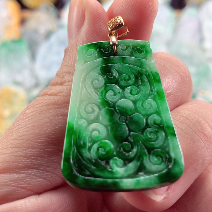 【闪购商品】翡翠吊坠(不含链)未镶嵌