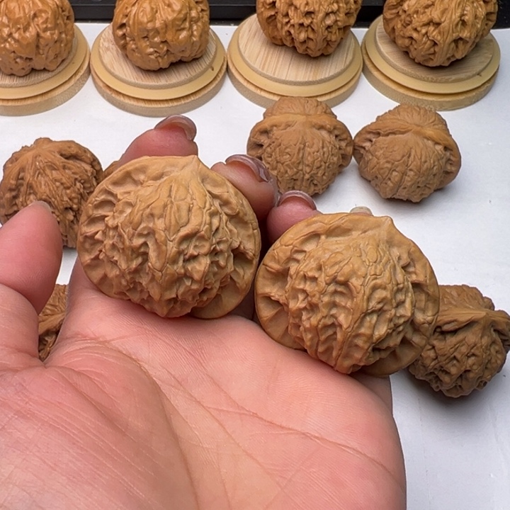 文玩核桃把件芳芳40图图全品