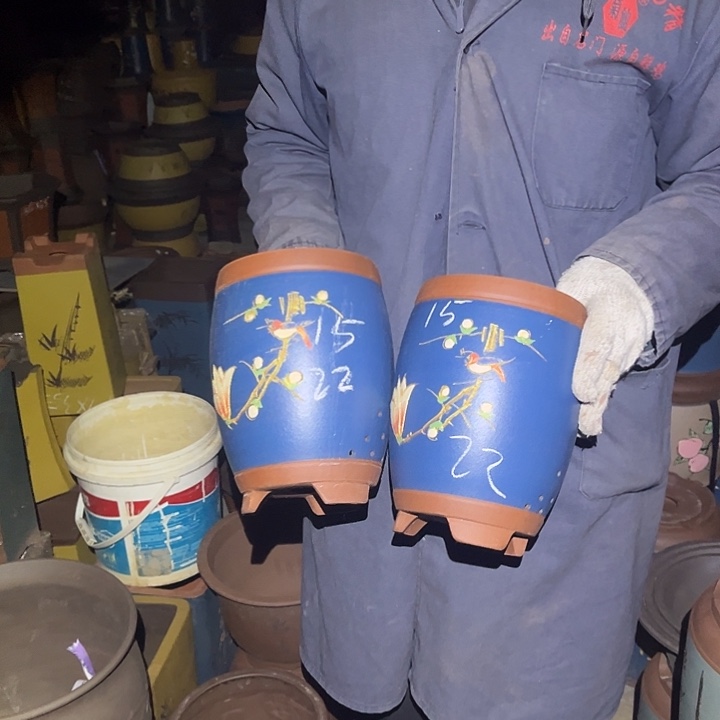 紫砂紫砂花盆和小