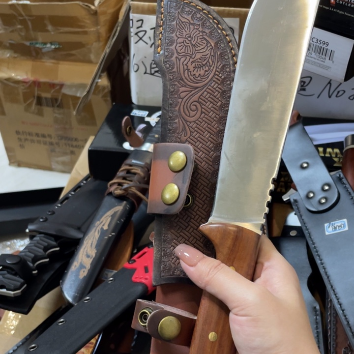 金属清仓重装辉耀，