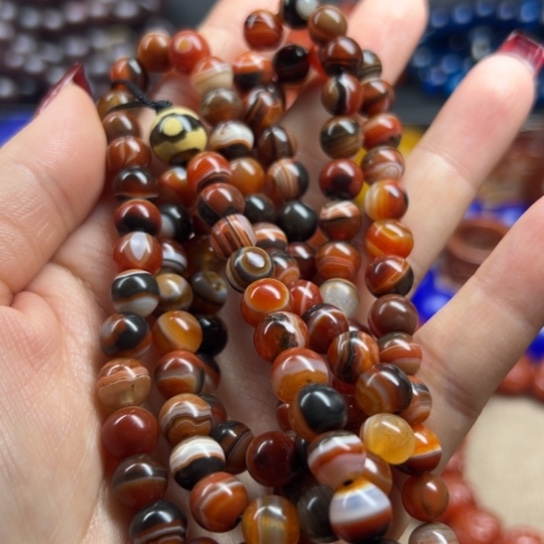 玛瑙/玉髓颈饰未镶嵌