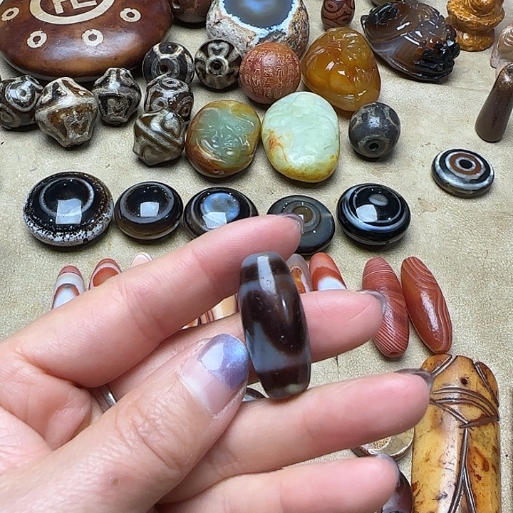 玛瑙/玉髓未镶嵌珠宝半成品10