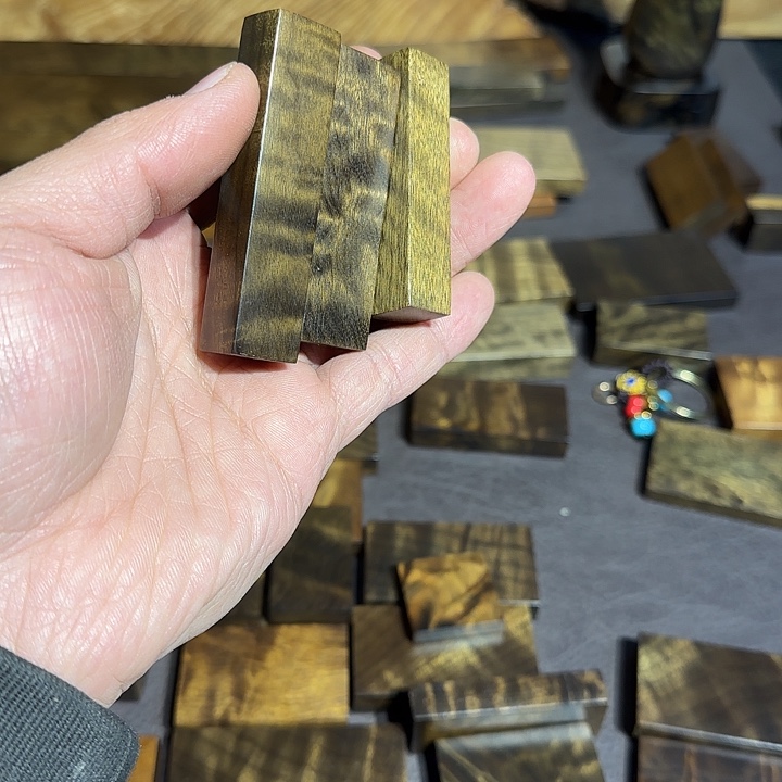 邦***林阴沉木直播间一物一拍截图