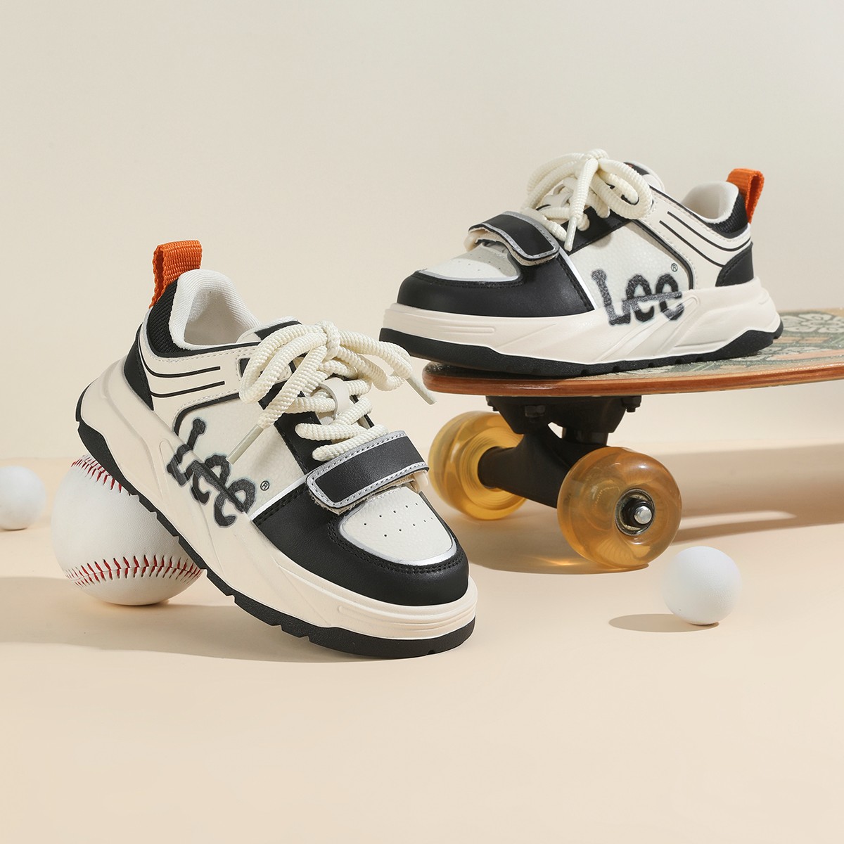 Leekids男童鞋儿童板鞋春季2025新男童轻便运动鞋女童户外鞋子